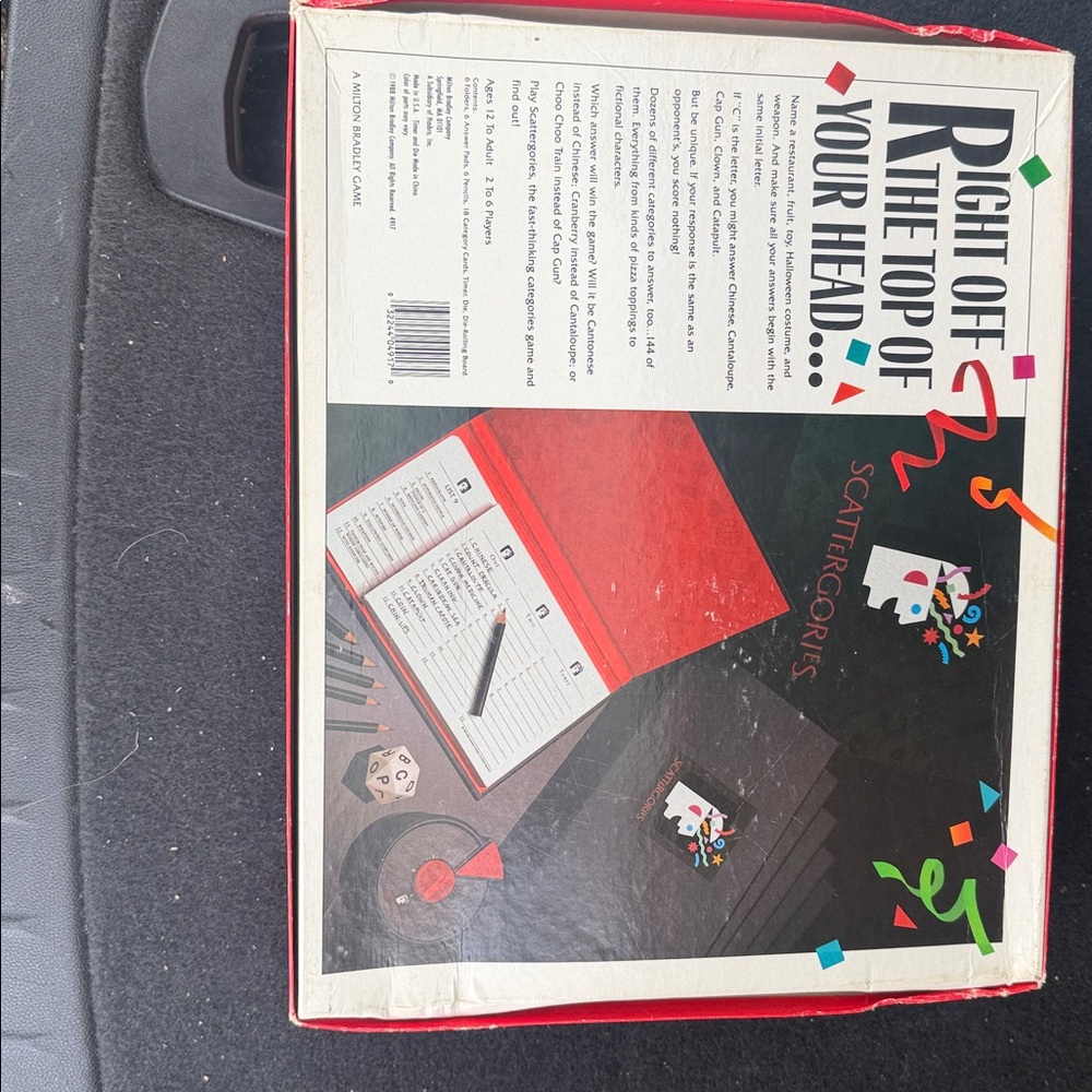 Scattergories Board Game - Red Box - Picture 2 of 4